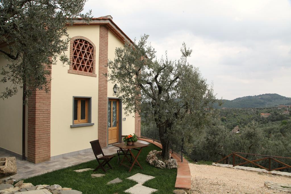Agriturismo Il Calesse Quarrata Exteriör bild